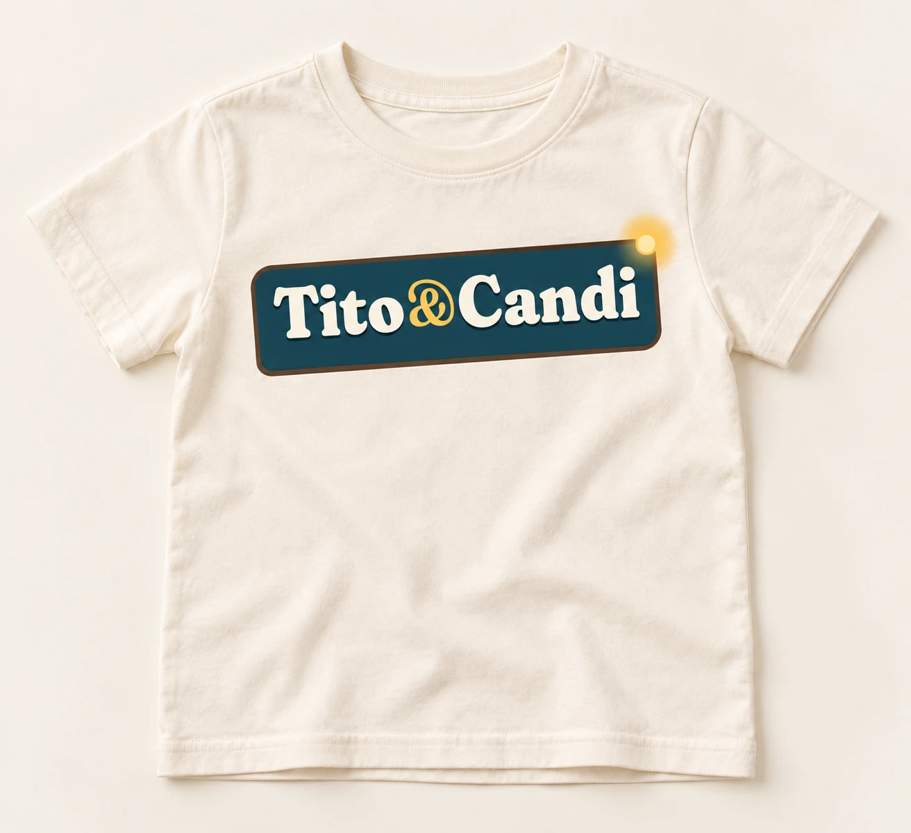 Off-white kids’ T-shirt with the Tito&Candi sign on the chest